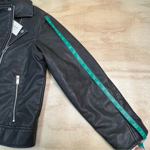 Universal Thread Women's Classic Moto Faux Leather Jacket Black Size M - Picture 8 of 11